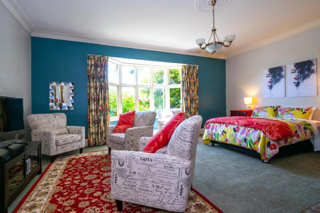 The Ocean Breeze Cbd Bed & Breakfast Timaru Bagian luar foto