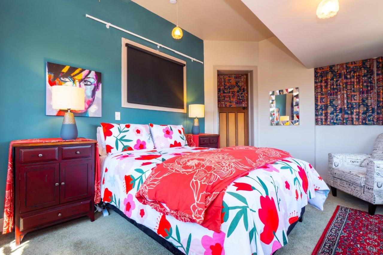 The Ocean Breeze Cbd Bed & Breakfast Timaru Bagian luar foto