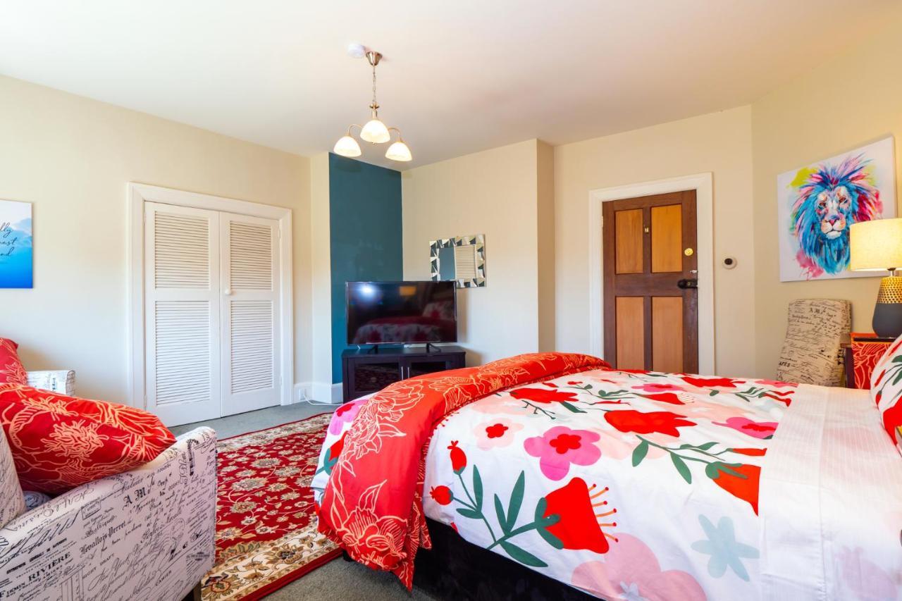 The Ocean Breeze Cbd Bed & Breakfast Timaru Bagian luar foto
