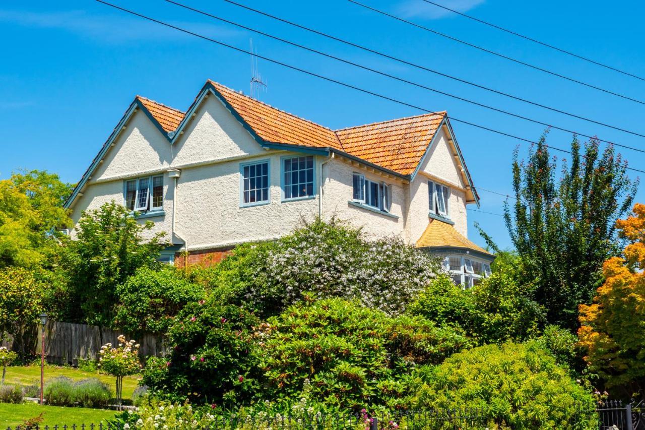 The Ocean Breeze Cbd Bed & Breakfast Timaru Bagian luar foto