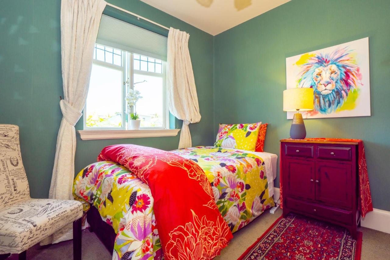 The Ocean Breeze Cbd Bed & Breakfast Timaru Bagian luar foto