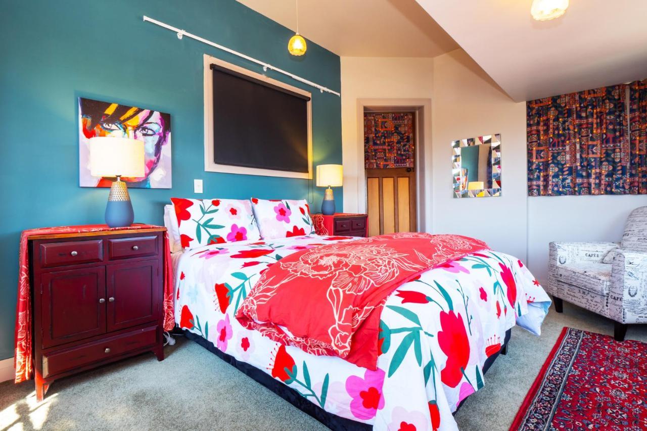 The Ocean Breeze Cbd Bed & Breakfast Timaru Bagian luar foto