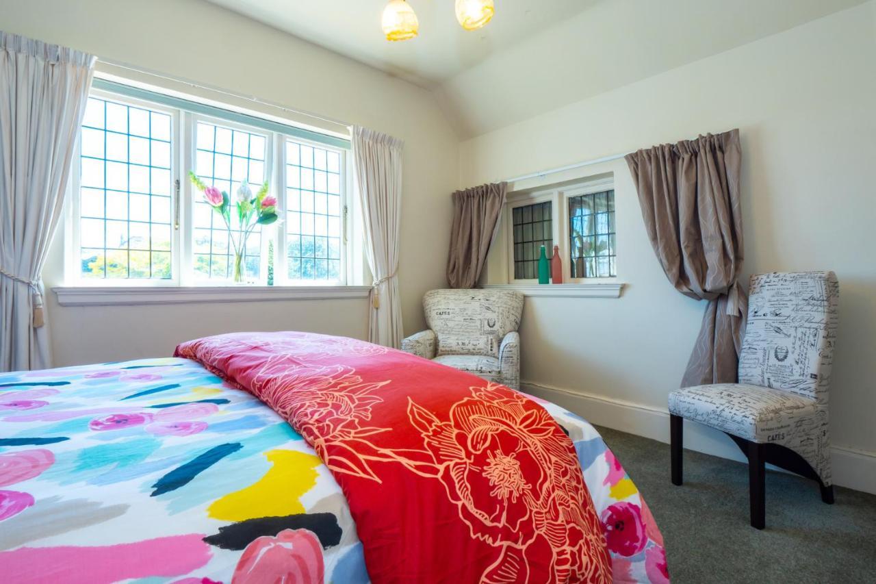 The Ocean Breeze Cbd Bed & Breakfast Timaru Bagian luar foto