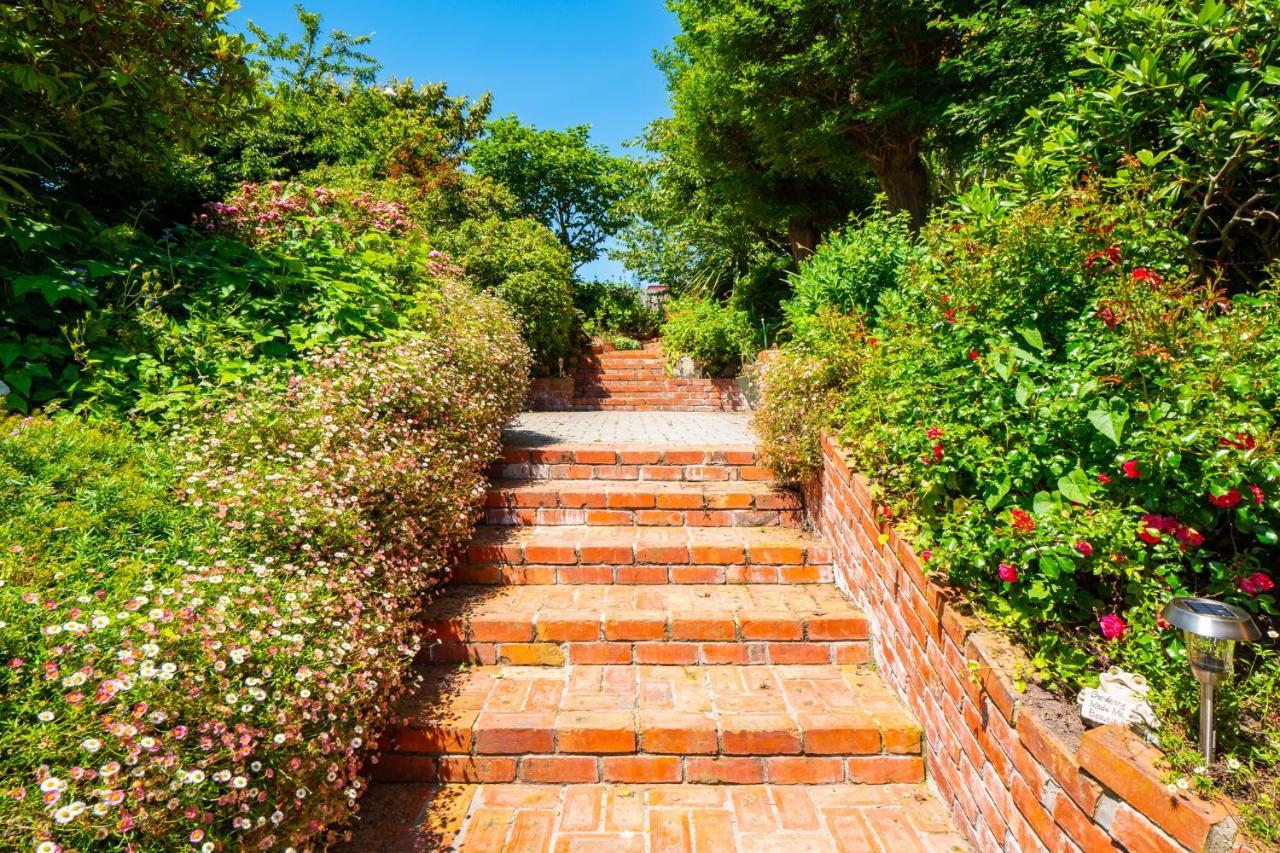 The Ocean Breeze Cbd Bed & Breakfast Timaru Bagian luar foto