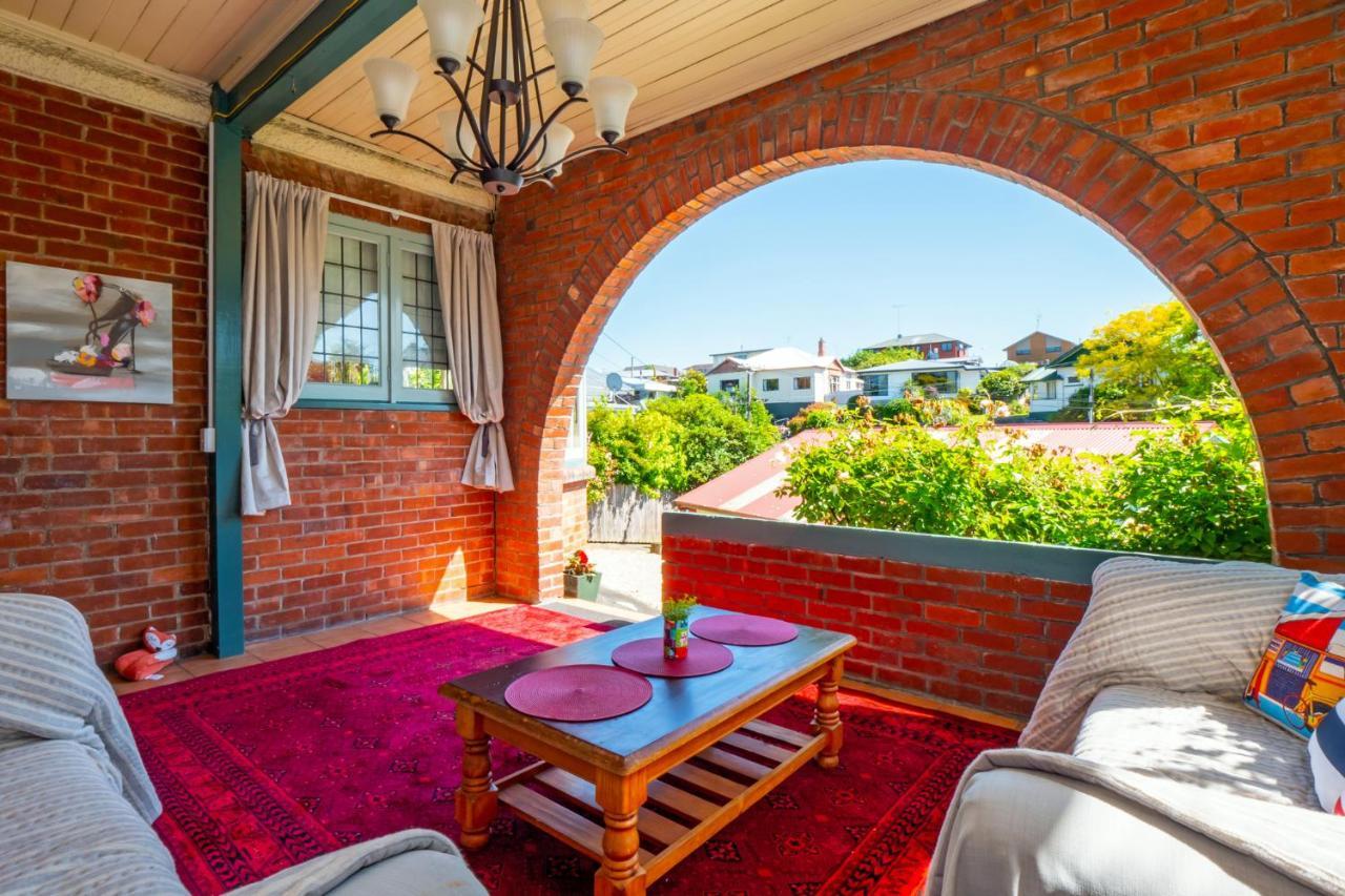 The Ocean Breeze Cbd Bed & Breakfast Timaru Bagian luar foto